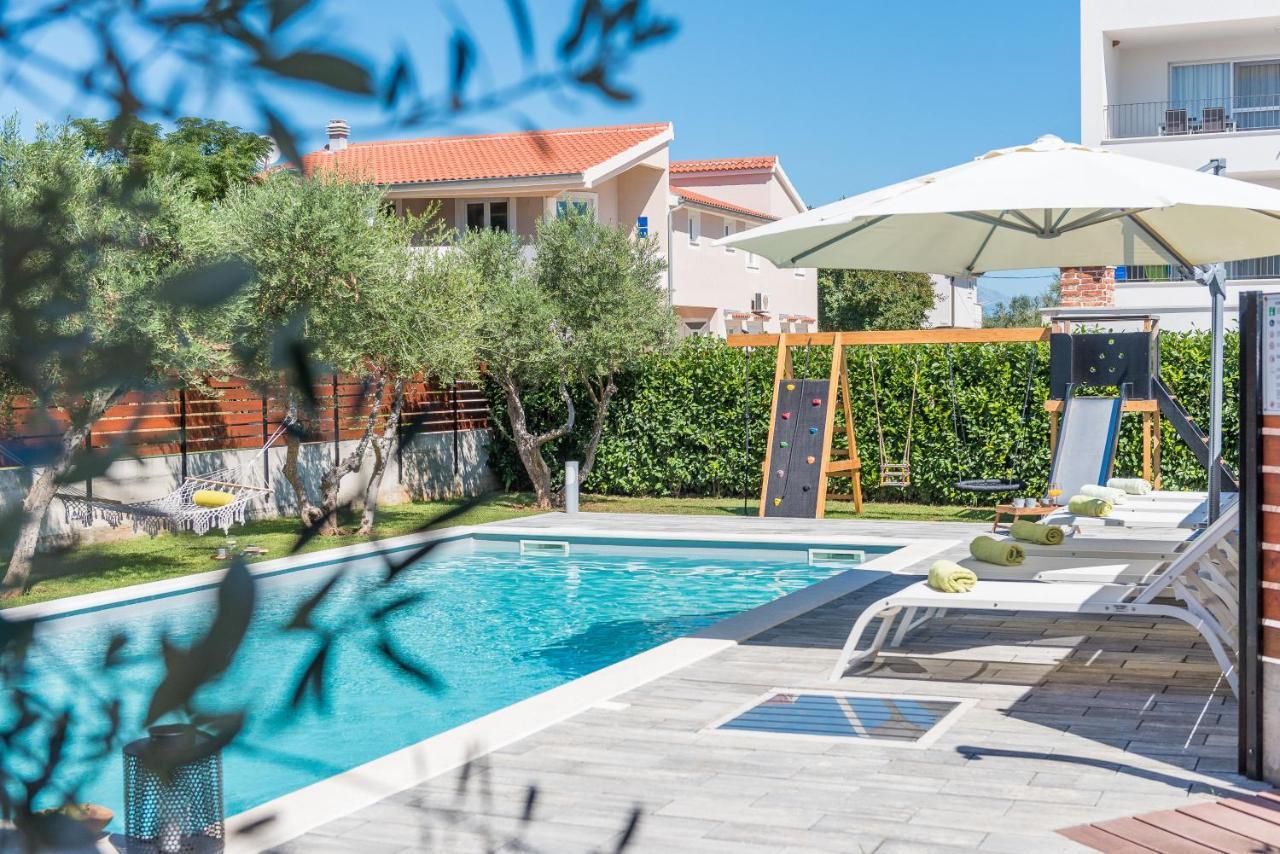 Villa Olea With Heated Pool And Jacuzzi Сукошан Екстер'єр фото