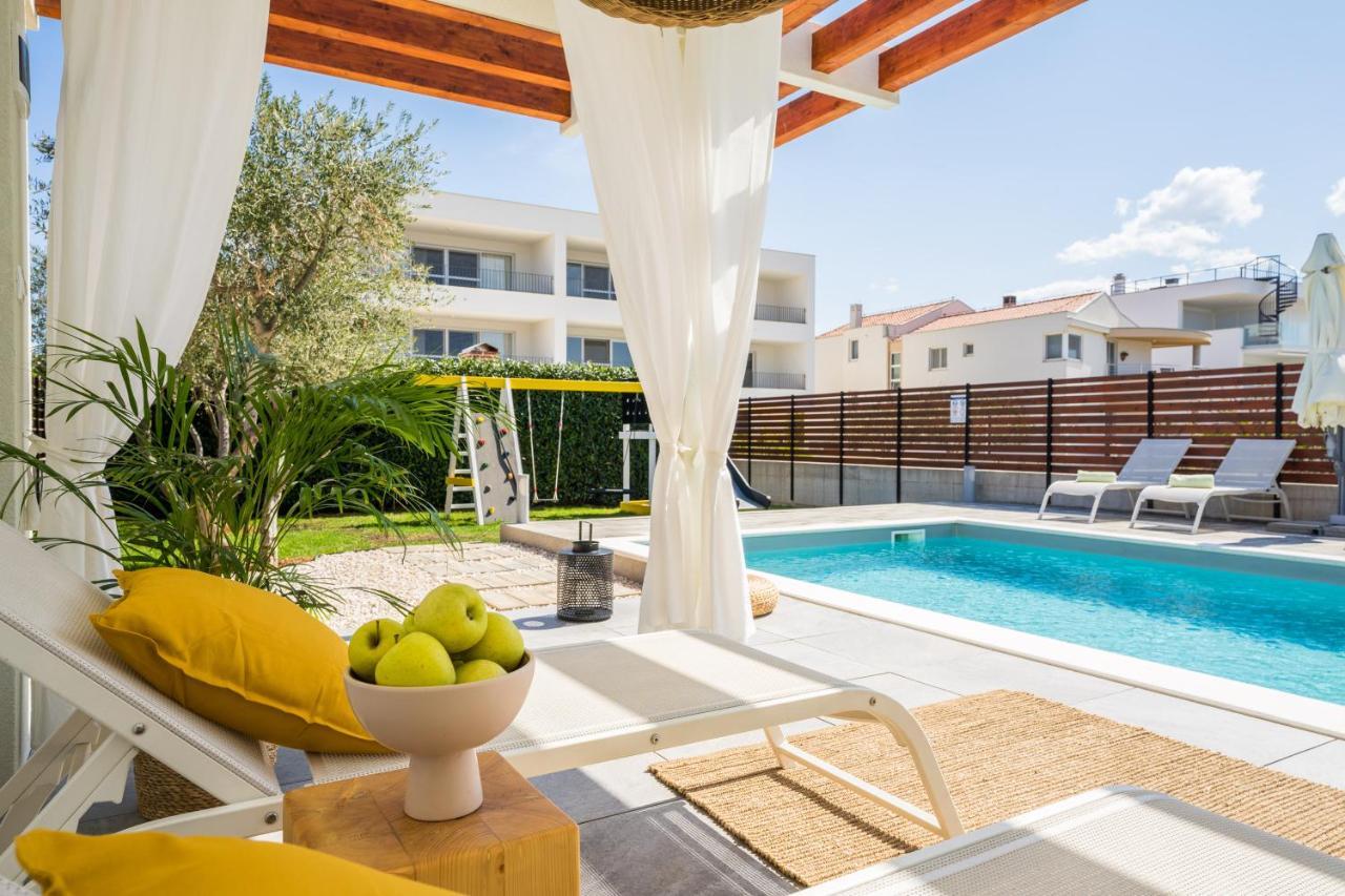Villa Olea With Heated Pool And Jacuzzi Сукошан Екстер'єр фото